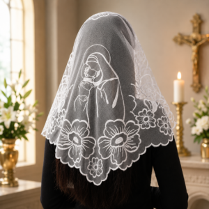 Velo o Mantilla de Color Blanco Diseño de la Virgen