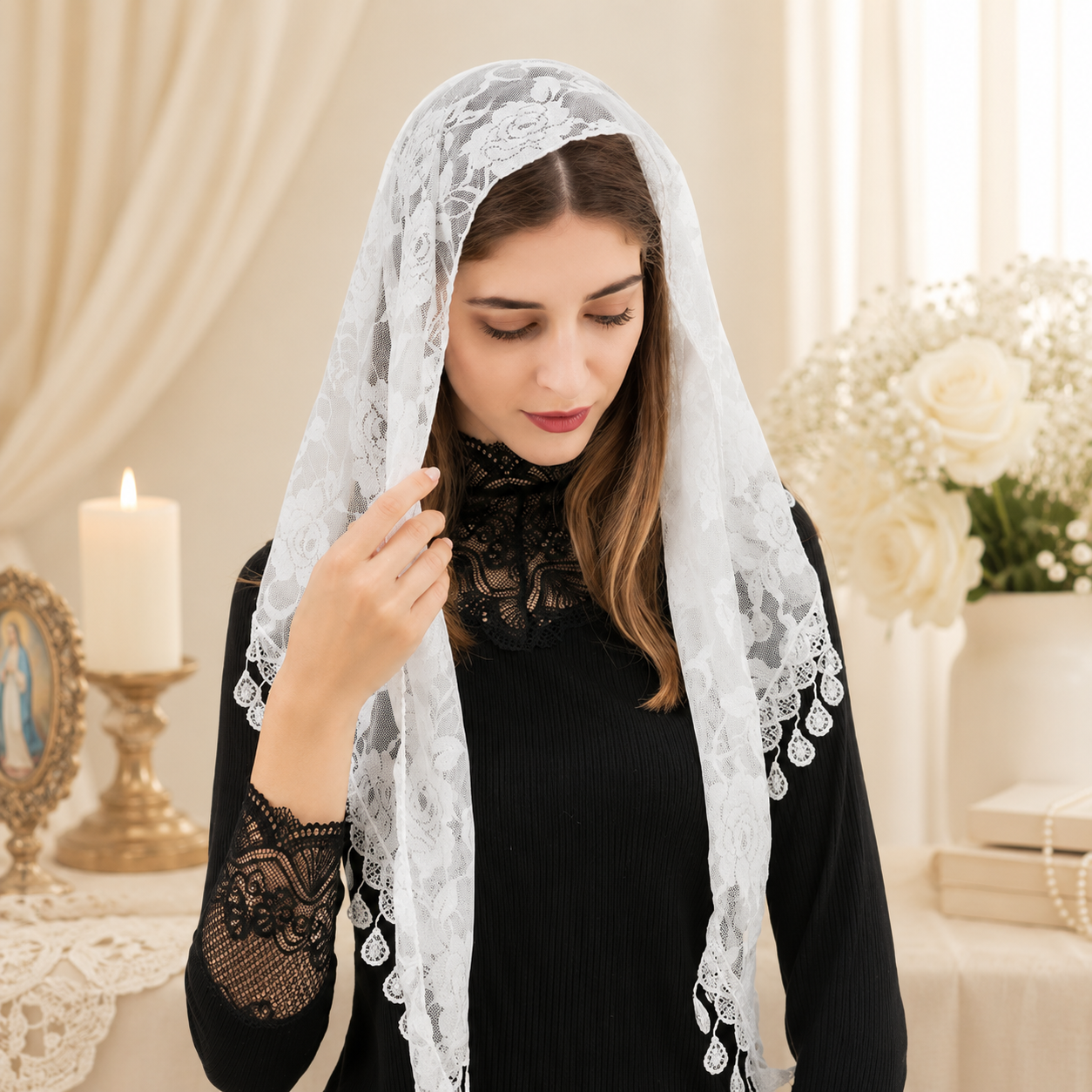 Velo o Mantilla de Color Blanco con Borlas - Imagen 2